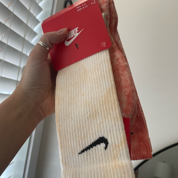 Nike tie dye 2pack socks - Picture 2 of 6